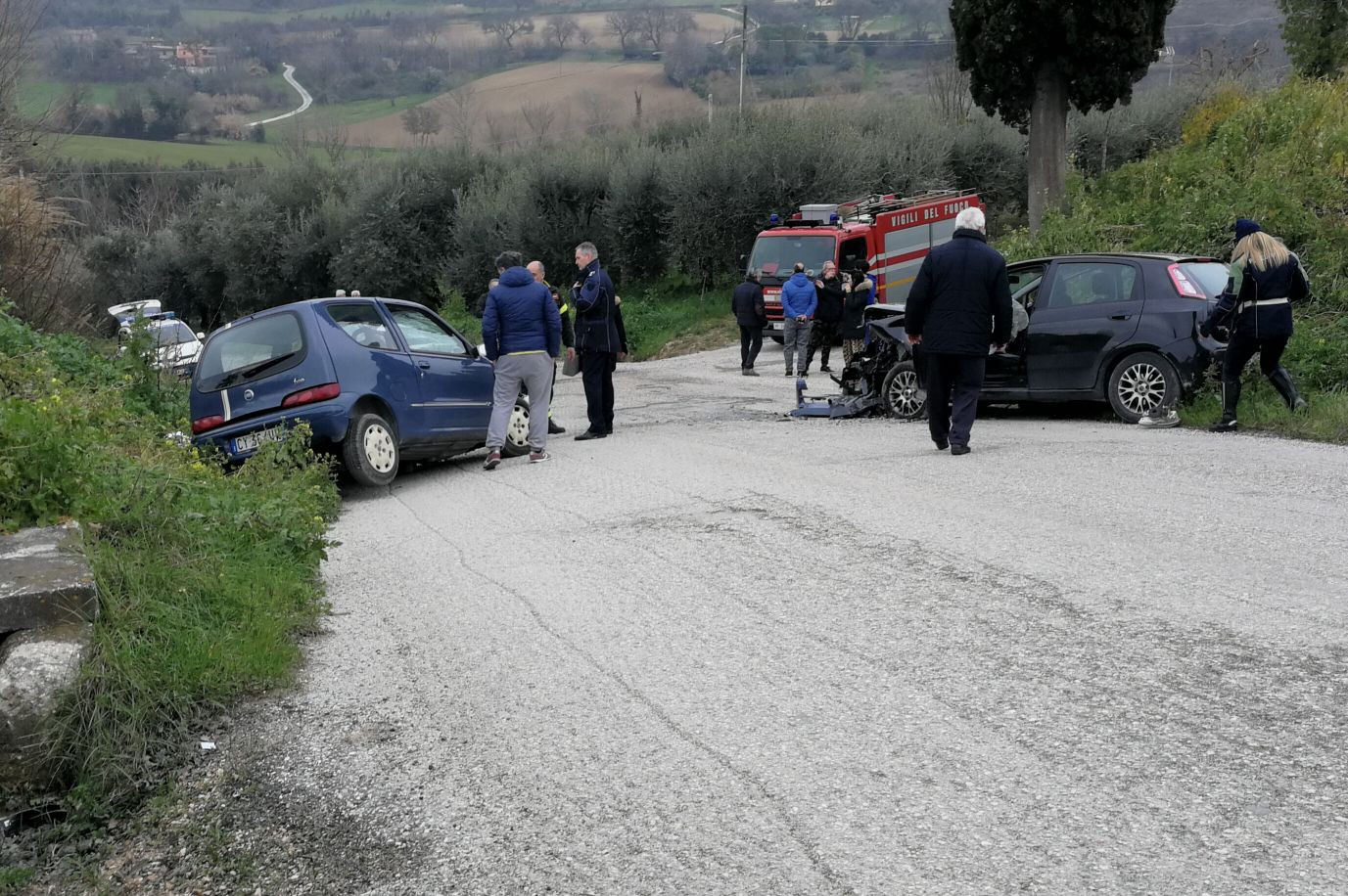 Tragico Scontro Tra Auto A Civitanova Alta Muore Un Uomo Picchio