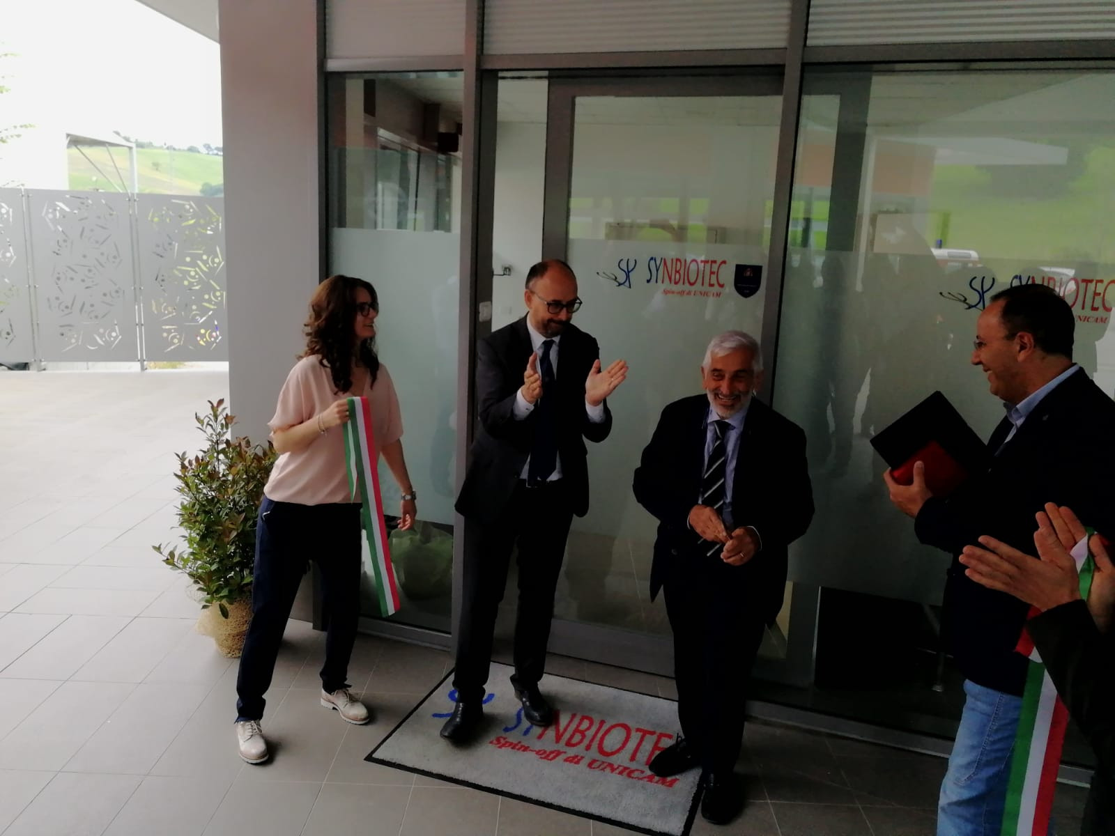 Camerino Nuova Sede Per Synbiotec Cresci La Volont Pi Forte Del