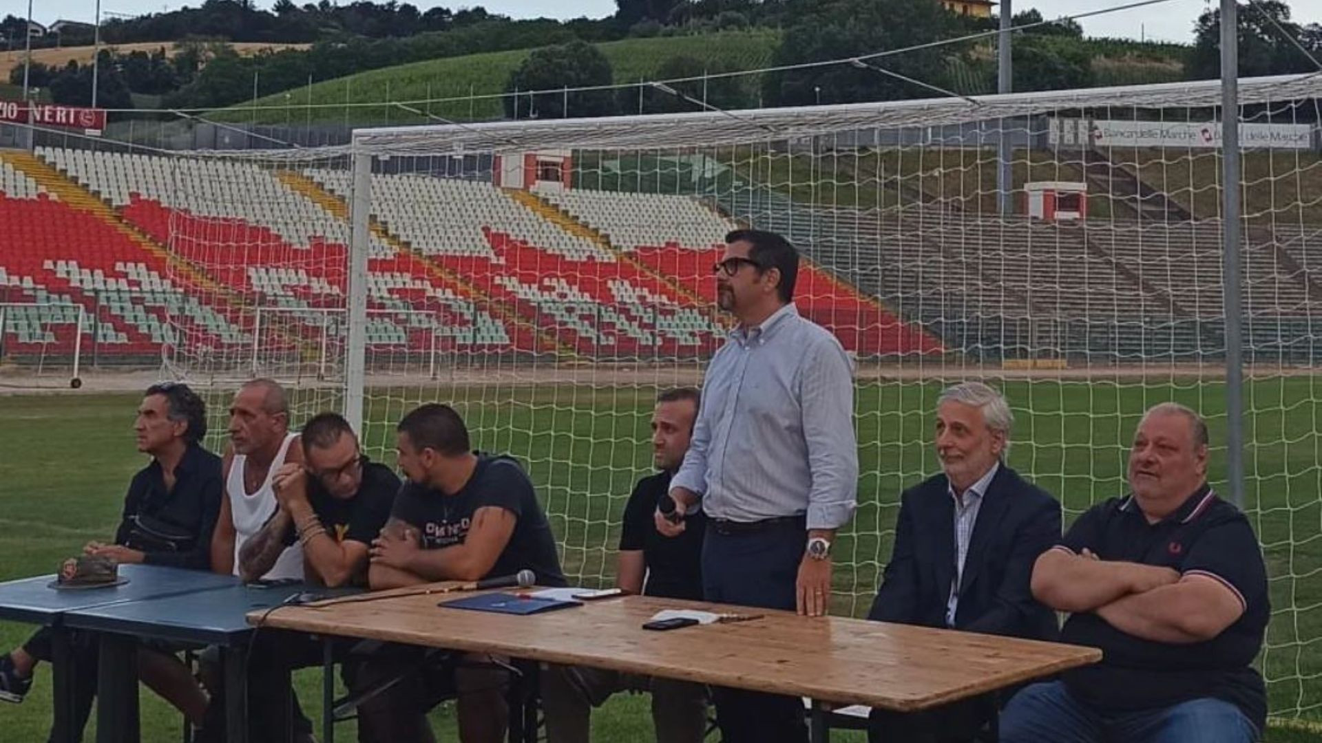 Ssc Ancona Il Calcio Dorico Rinasce Dalla Serie D Il Sindaco Silvetti