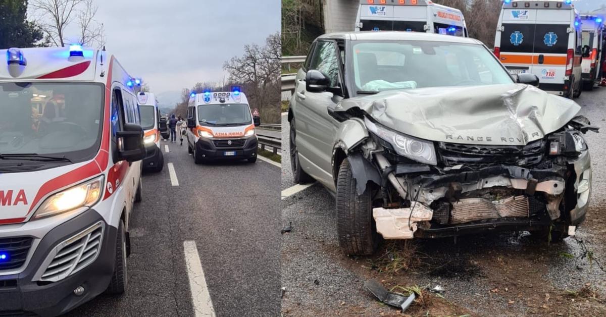 Belforte Tamponamento Tra Due Auto In Superstrada Sette Feriti E