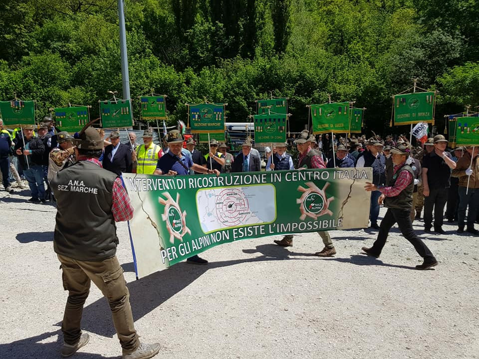 Visso Inaugurata La Nuova Stalla Donata Dagli Alpini Picchio News