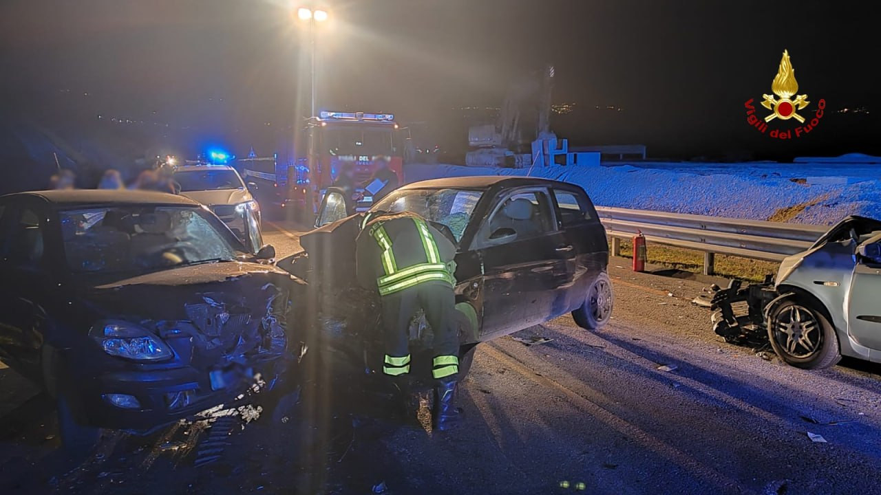 Matelica, Incidente Lungo La Statale: Tre Feriti In Ospedale - Picchio ...