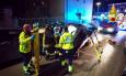 Macerata, auto si ribalta dopo l'urto: 25enne estratta dall'abitacolo dai vigili del fuoco