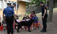 I cani dei Carabinieri conquistano i bambini della scuola di Macerata