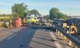 Tragedia all'alba in superstrada, scontro tra due auto: due morti di 20 e 41 anni, quattro feriti a Torrette