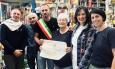 Matelica, la Ferramenta Fai da te festeggia 50 anni: il Comune 'premia' Tiziana Cipriani