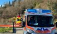 Potenza Picena, scontro sulla Regina: auto si ribalta e finisce nel canale, 25enne a Torrette