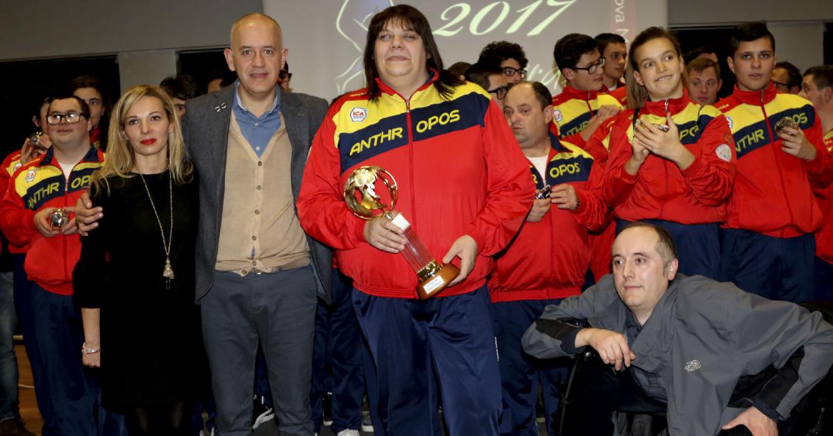 Civitanova, L'’atleta Dell’anno Ad Assunta Legnante. Squadra Dell'anno ...