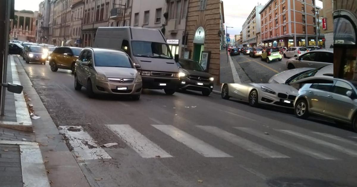 Macerata Incidente In Corso Cavour Paralizza Il Traffico Picchio