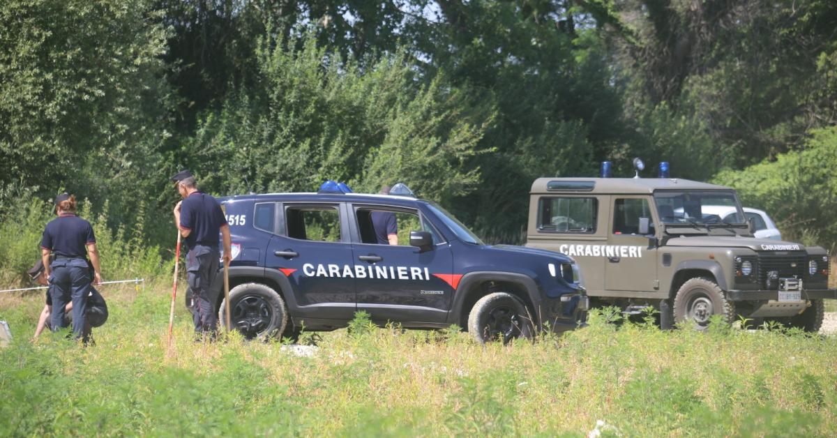 Loro Piceno, le acque del fiume Fiastra si tingono di marrone i