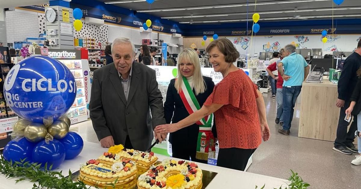 San Severino Una Comunit In Festa Per I Anni Del Big Center