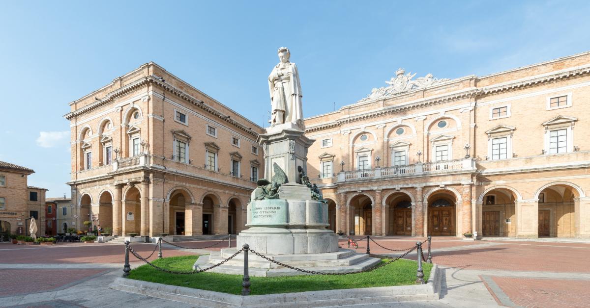 Recanati, tornano le passeggiate del venerdì sera alla scoperta di una ...