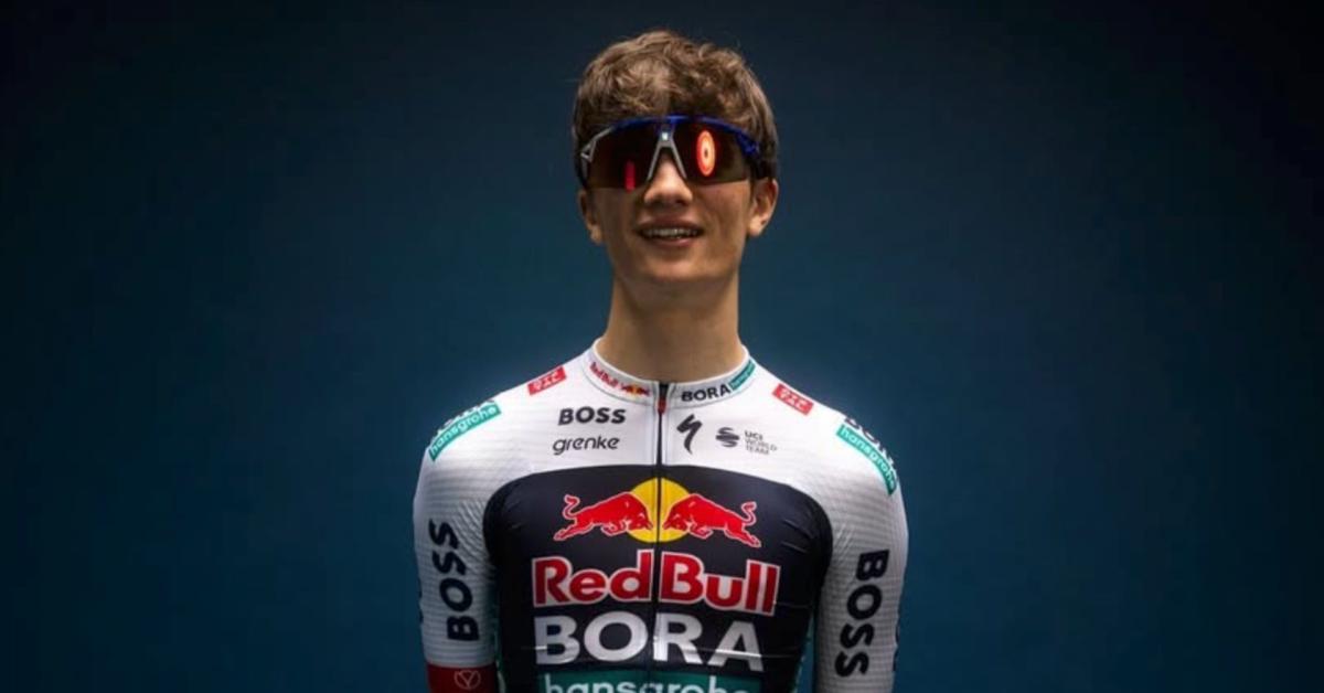 Gorgeous Vuelta, Sabato Il Via Da Venaria Reale: Nella Red Bull Pellizzari Affianca Hindley Landscape Digital Art Gorgeous Vuelta, Sabato Il Via Da Venaria Reale: Nella Red Bull Pellizzari Affianca Hindley Landscape Digital Art
