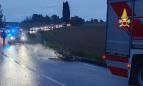 Tolentino, incidente sulla Sp 78: moto prende fuoco dopo lo scontro con un’auto