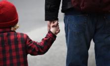 Affidamento figli e scelta della scuola: tra genitori distanti prevale l'interesse del minore, la sentenza della Cassazione