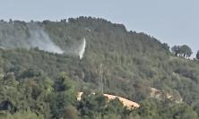 Scoppia incendio boschivo a Pieve Torina: richiesto l'intervento di un elicottero