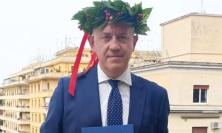 Civitanova, corona d'alloro per il sindaco Fabrizio Ciarapica: la laurea arriva a 50 anni