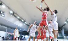 Basket, una Matelica falcidiata dagli infortuni cade contro il Bramante Pesaro