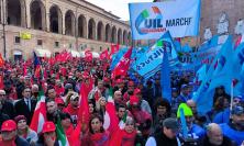 Sciopero generale, oltre 4500 persone al corteo di Fabriano: adesioni massicce nelle aziende