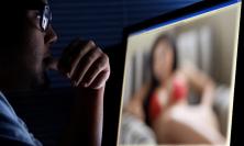 Diffondono online il video intimo di una donna: tre denunciate per revenge porn