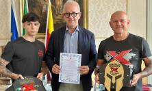 Civitanova, premiati in Comune il giovane campione De Pasquale e il Maestro Brasca