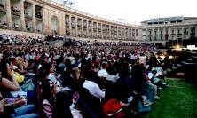 Lo Sferisterio incanta i più piccoli: debutto da sogno per Falstaff – Gli allegri giocattoli di Windsor (FOTO e VIDEO)