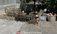 Blitz della Guardia Costiera: maxi sequestro di attrezzi da pesca illegali a Civitanova
