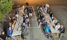 Treia, Chiesanuova in festa: le vie si uniscono per una cena di quartiere indimenticabile