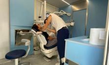 Il camper della salute arriva nei Comuni del Maceratese: visite odontoiatriche gratuite per le fasce fragili Il camper della salute arriva nei Comuni del Maceratese: visite odontoiatriche gratuite per le fasce fragili