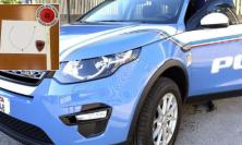 Civitanova, giovane scippato della catenina d'oro: la Polizia rintraccia i responsabili il giorno dopo