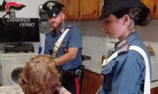 Truffa a una donna fingendosi carabinieri, coppia campana arrestata da quelli veri sul posto
