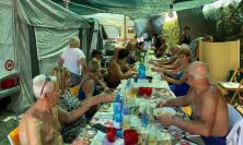 35 estati di amicizia: il pranzo del campeggio Regina 2