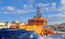 Sbarcati ad Ancona 64 migranti salvati dalla Ong Solidaire: tra loro 10 minori