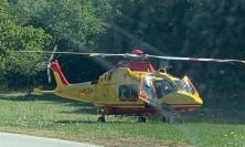 Tolentino, scontro tra Vespa e auto: giovane in eliambulanza a Torrette