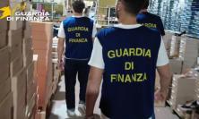 Blitz della Guardia di Finanza: sequestrati 52mila articoli contraffatti tra Marche, Abruzzo e Campania
