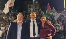 Regionali, folla in piazza a Pesaro per Ricci, Schlein e Bonaccini