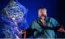 Stefano Fresi apre il Macerata Humanities Festival con "Dioggene" al Teatro Lauro Rossi