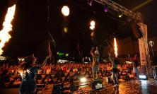 San Severino si accende per “Happyween”: musica, luci e spettacolo in piazza del Popolo San Severino si accende per “Happyween”: musica, luci e spettacolo in piazza del Popolo