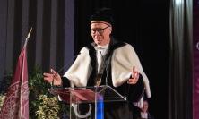 «Qui siamo diventati ciò che siamo»: emozioni, ricordi e riconoscimenti nella Giornata del Laureato UniMc