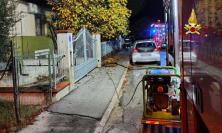 Corridonia, appartamento in fiamme nella notte: i vigili del fuoco lo dichiarano inagibile