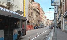 Macerata, nuovi parcheggi gratuiti su corso Cavour: sosta regolamentata e disco orario