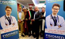Macerata, l'ex centro medico Aurora rinasce grazie a Fisiomed: taglio del nastro con Parcaroli (FOTO)
