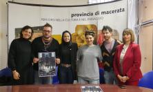 “C’è una parte della violenza che non si vede”: ICEBERG debutta al Teatro Apollo di Mogliano