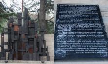 Festa della Liberazione a San Severino: il monumento ai Caduti della Resistenza splende per la visita presidenziale