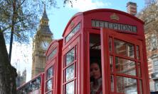 Inglese nelle Marche: si capisce, ma non si parla. Perché i viaggi studio in Inghilterra stanno cambiando approccio