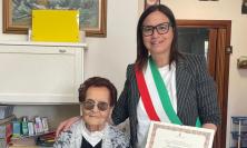 Ada Battellini spegne 102 candeline: è festa a Tolentino
