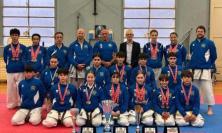Karate, trionfo del Kyu Shin Tarulli: 40 medaglie alla Coppa Nazionale Csen a Pescara