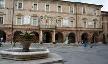 San Severino illumina il Municipio di viola per la Giornata della Fibromialgia