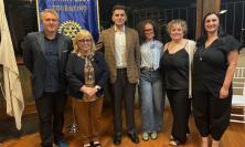 Solidarietà e fotografia d'autore a Villa Berta: il Rotary Tolentino raccoglie 1.600 euro per il CentroArancia