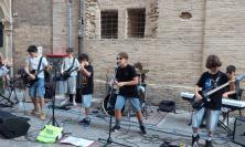 Macerata, i No Another Name fanno scatenare il centro con il rock